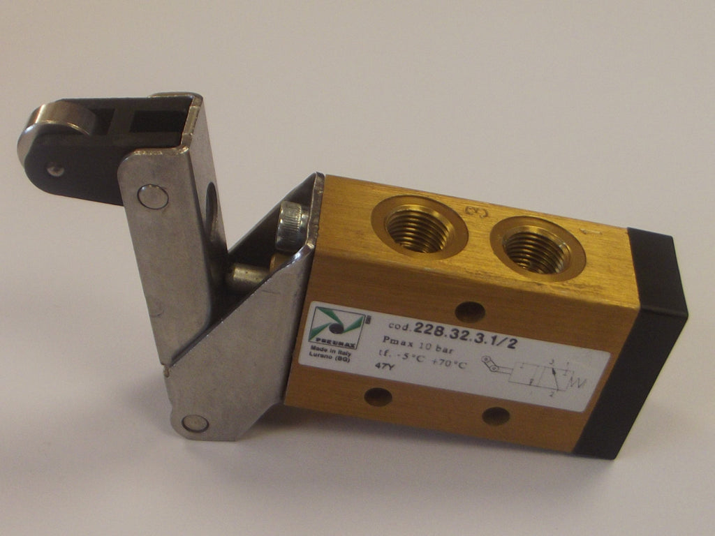 Pneumax Lever Roller Unidirectional Spring Valve Context Pneumatic